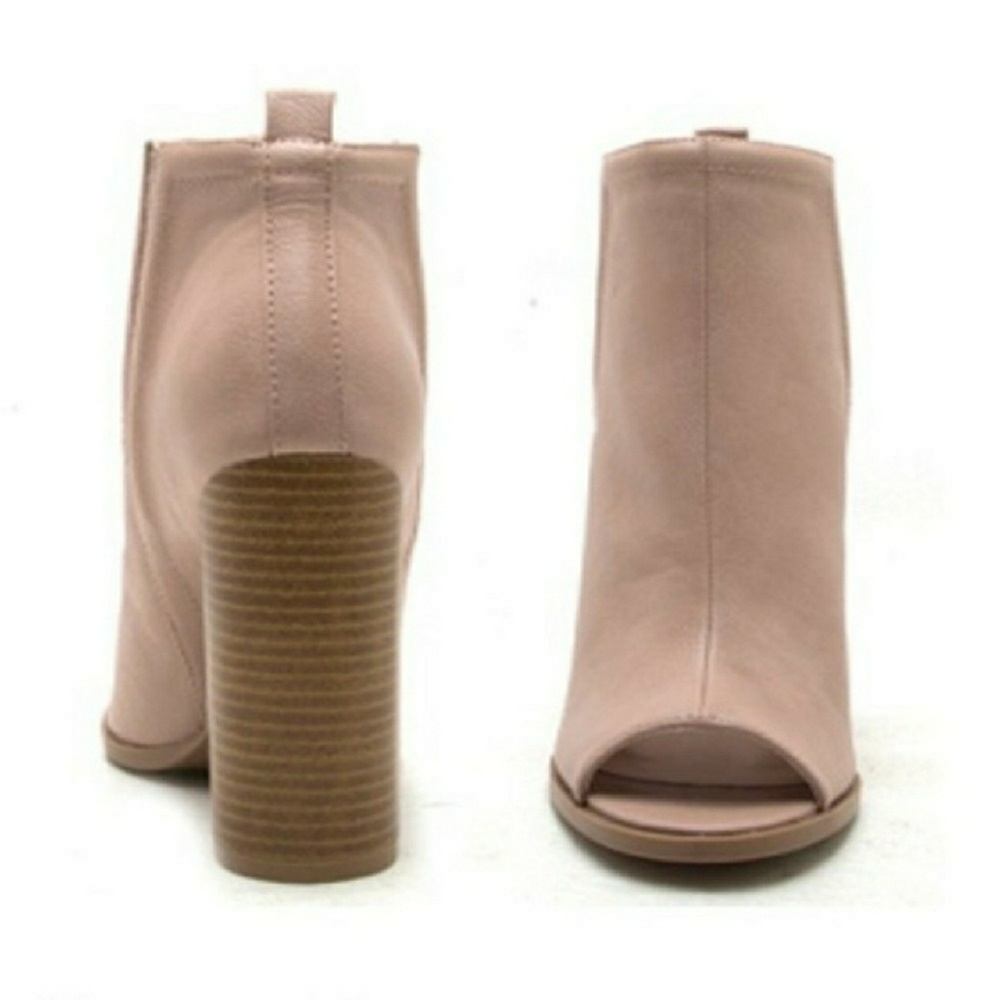 🎉LAST PAIR Nude Peep Toe Booties - Picture 6 of 8